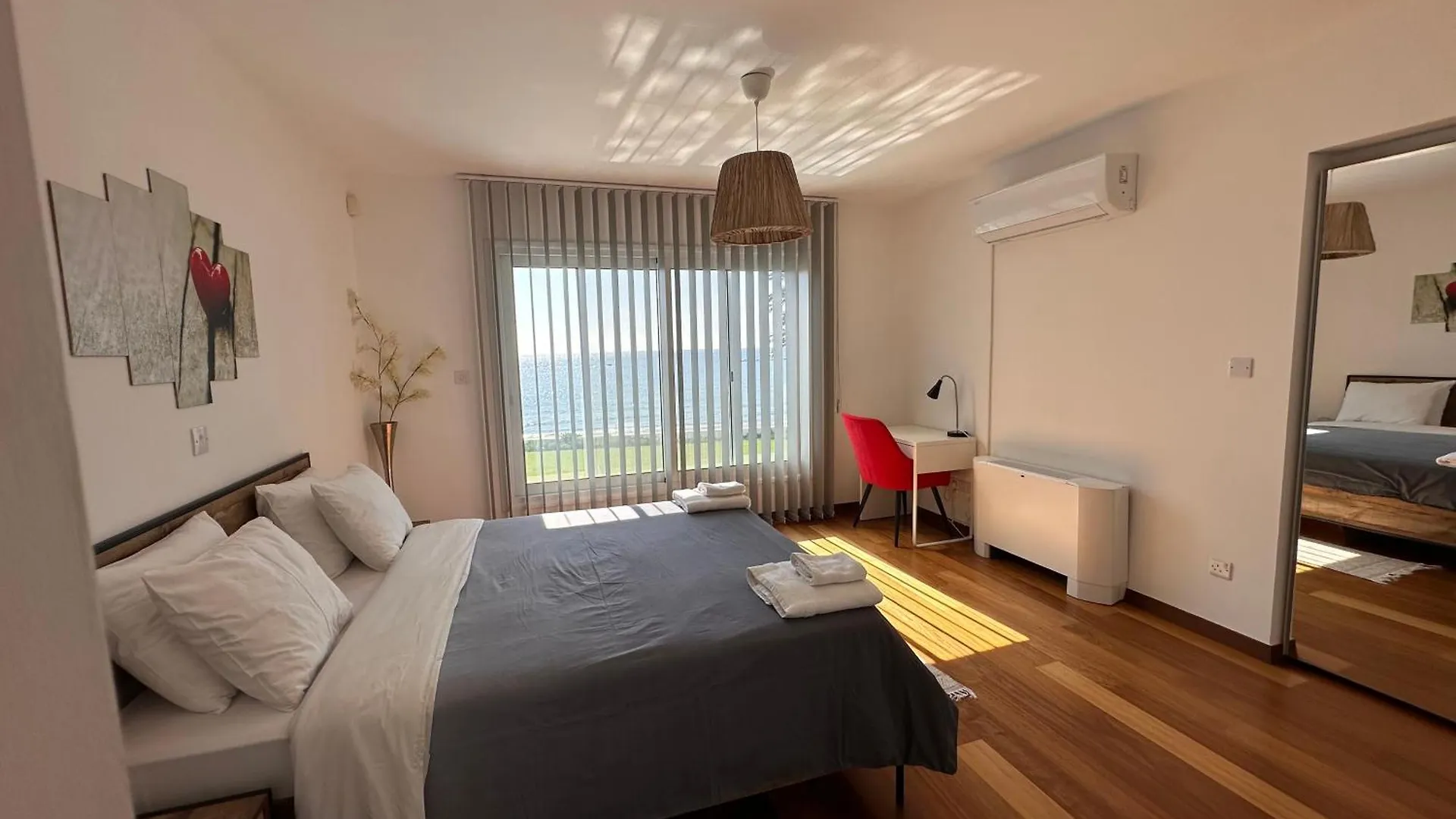 Villa Paradise Beachvilla Perivolia